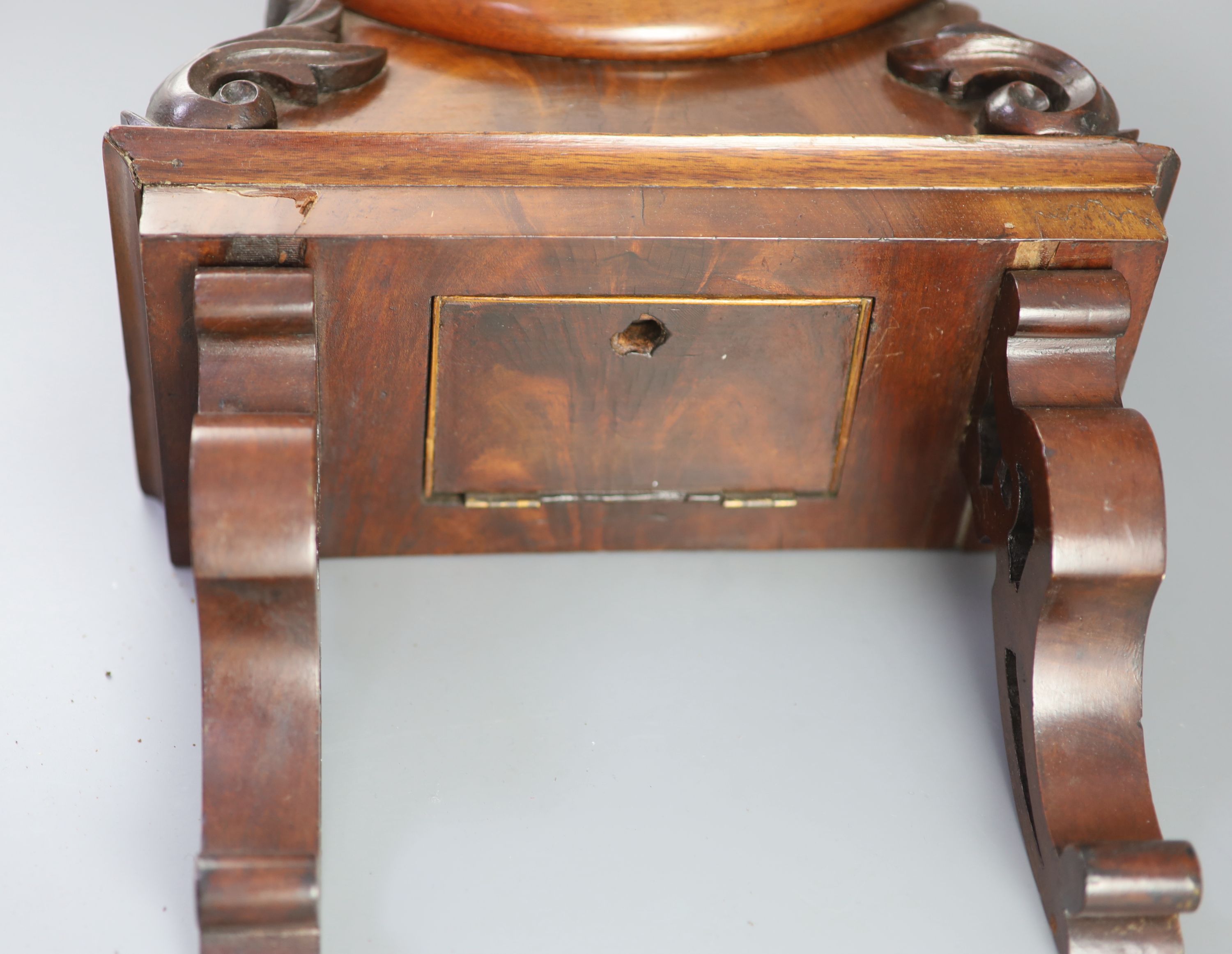 A Victorian mahogany wall clock, the 8